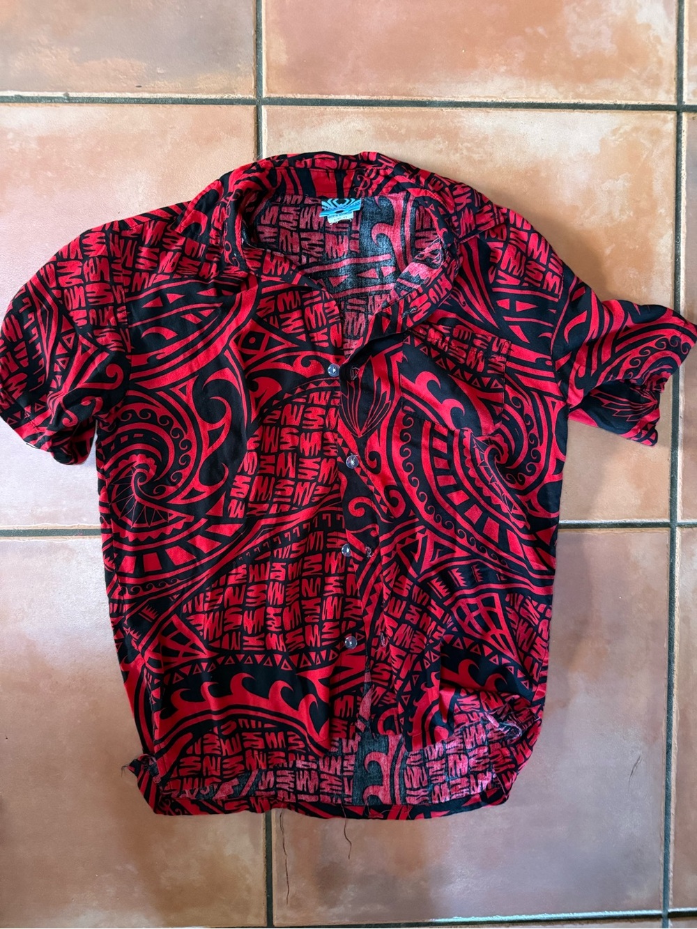 Red & Black Printed Button-Up Shirt‎